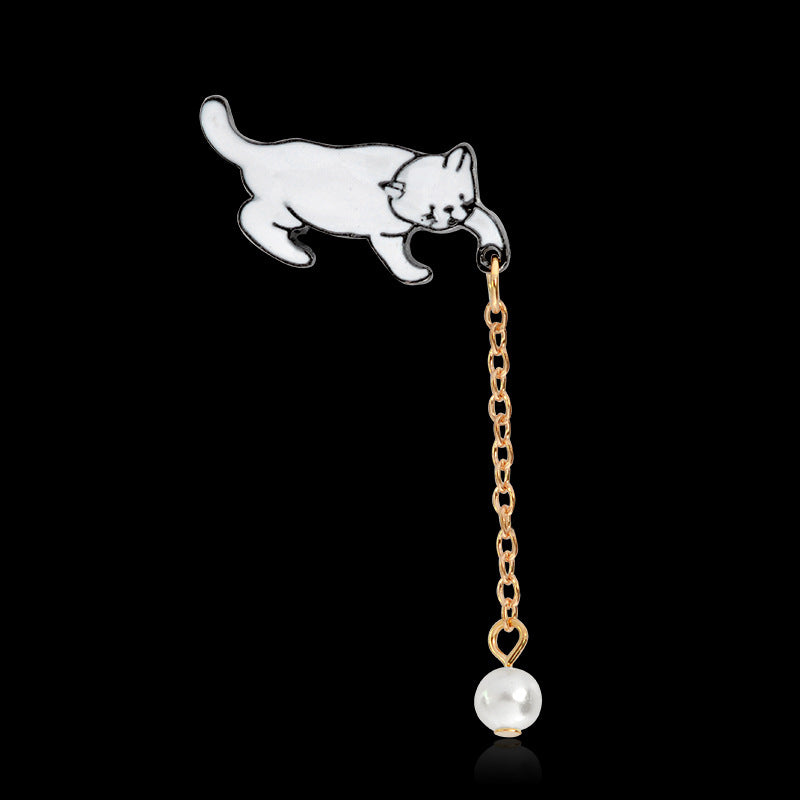 Cat Catching Hanging Ball Pearl Animal Metal Pin Badge