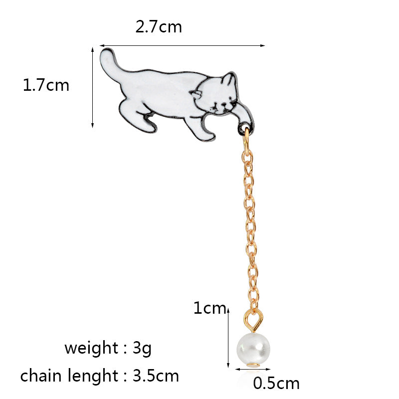 Cat Catching Hanging Ball Pearl Animal Metal Pin Badge