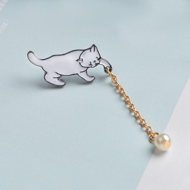 Cat Catching Hanging Ball Pearl Animal Metal Pin Badge