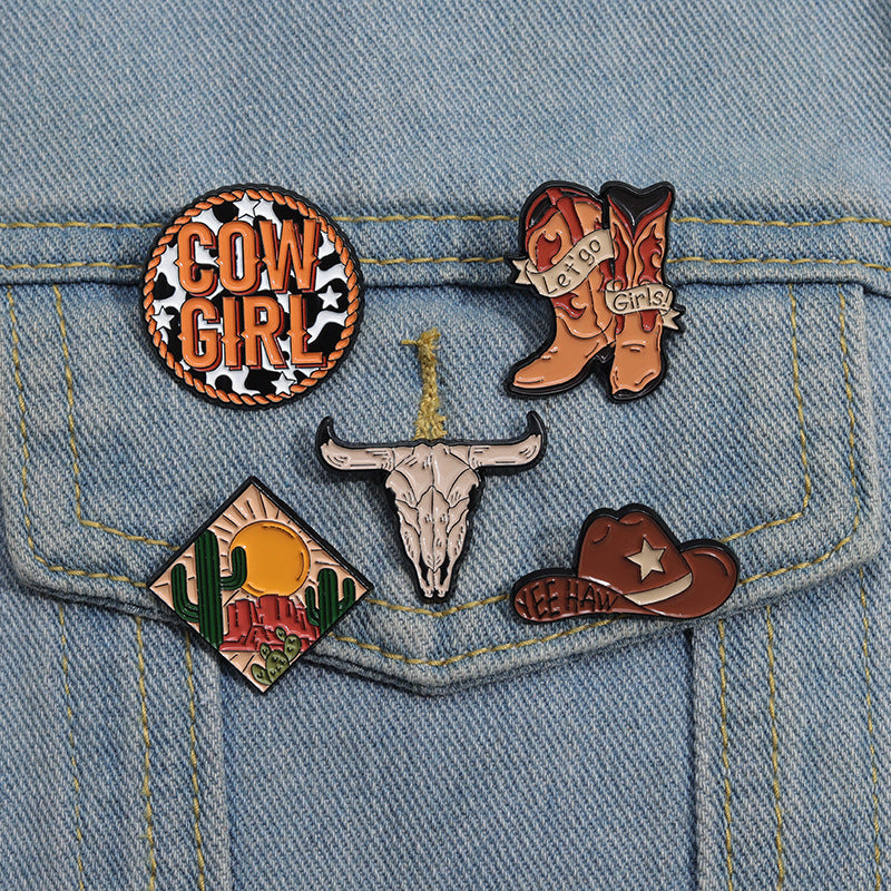 Creative Brown Cowboy Series Retro Metal Pins Badges, bull head boots, hats, geometric landscape patterns, lacquer brooches