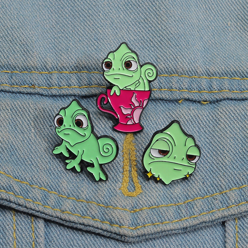 Cute Lizard Cartoon Animal Metal Pin Badge