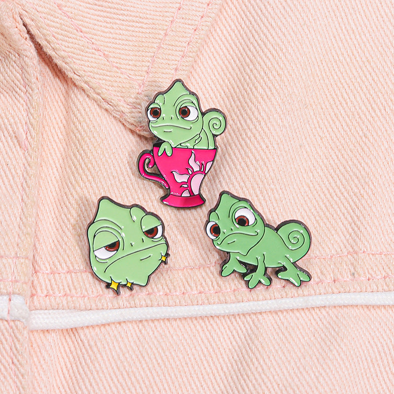Cute Lizard Cartoon Animal Metal Pin Badge