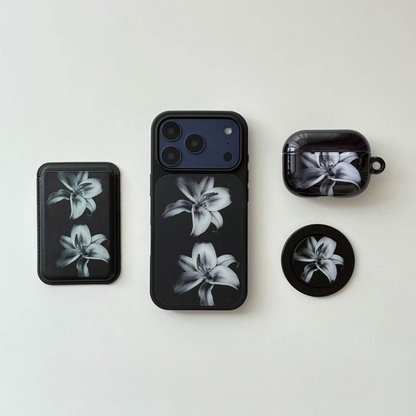 Black & White Lily Airpods Case