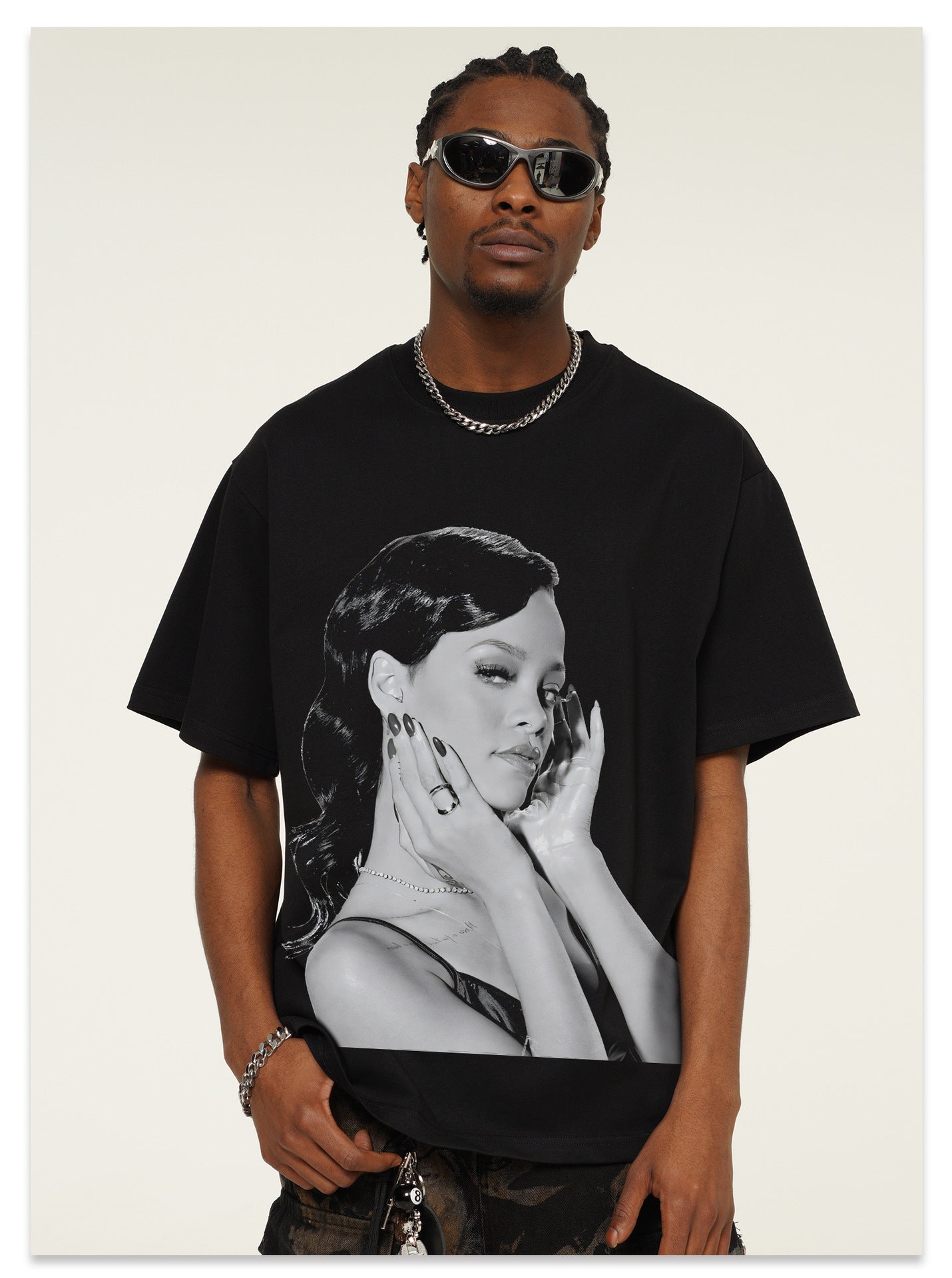 Rihanna Posing T-Shirt