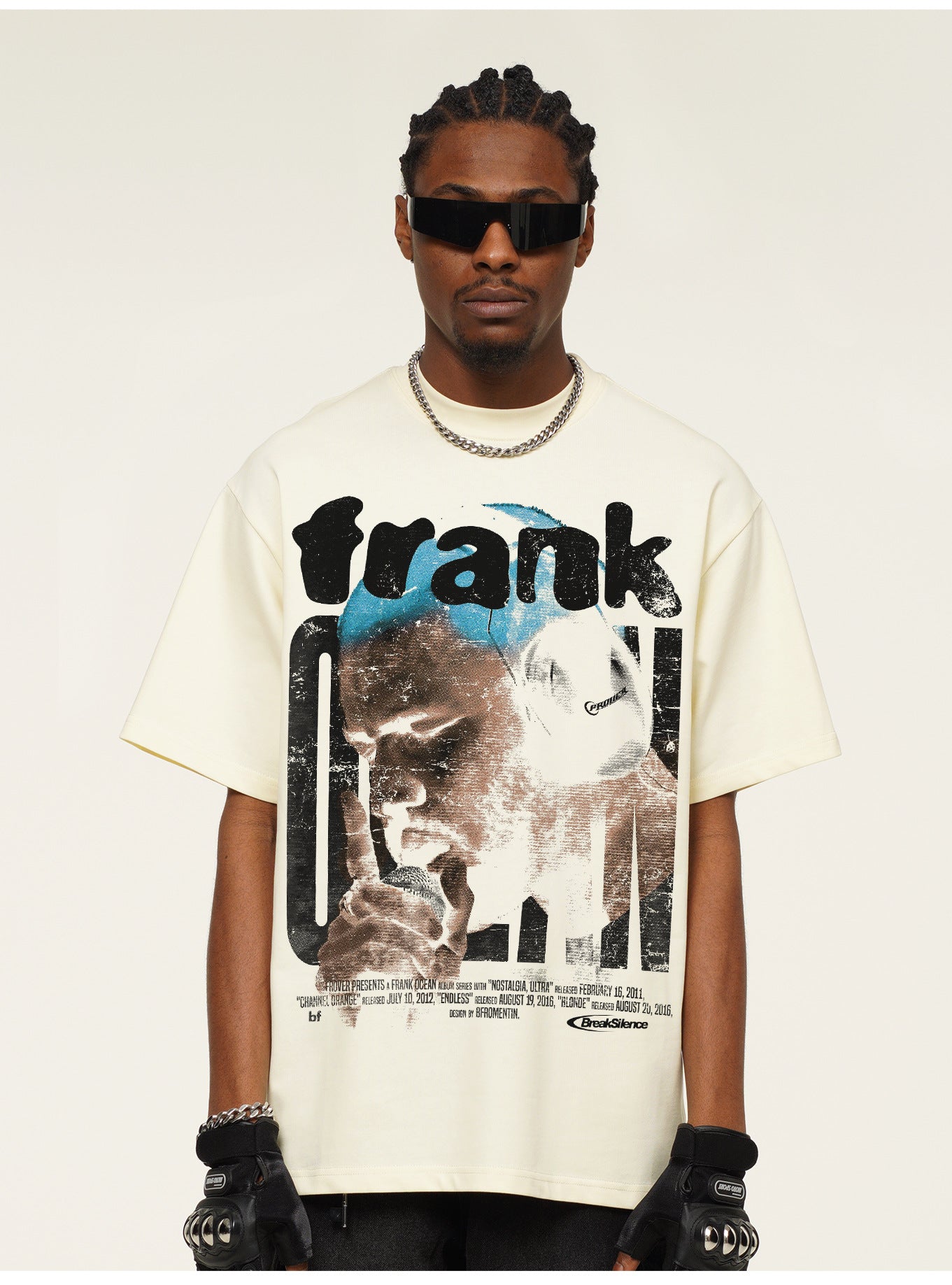 Frank Ocean Singing Retro Design T-Shirt